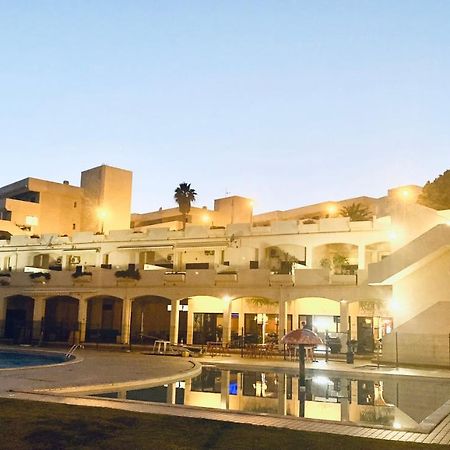 Lagos Apartment Ap Praia Dona Ana Exterior photo