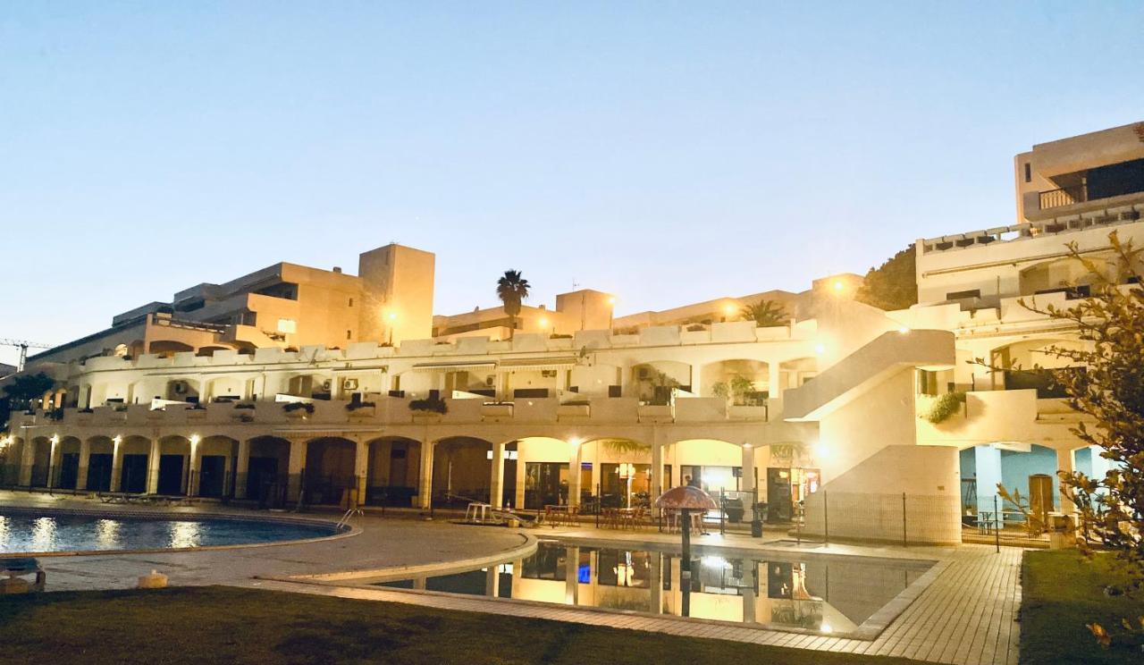 Lagos Apartment Ap Praia Dona Ana Exterior photo