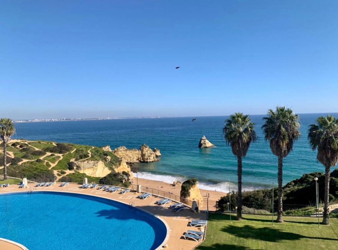 Lagos Apartment Ap Praia Dona Ana Exterior photo